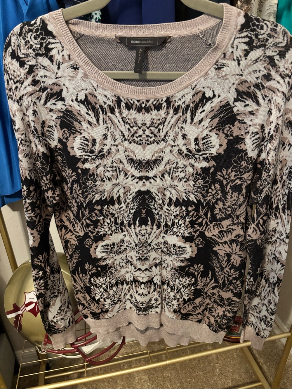 BCBGMaxAzria Black and Blush Floral-Pattern Crewneck Sweater